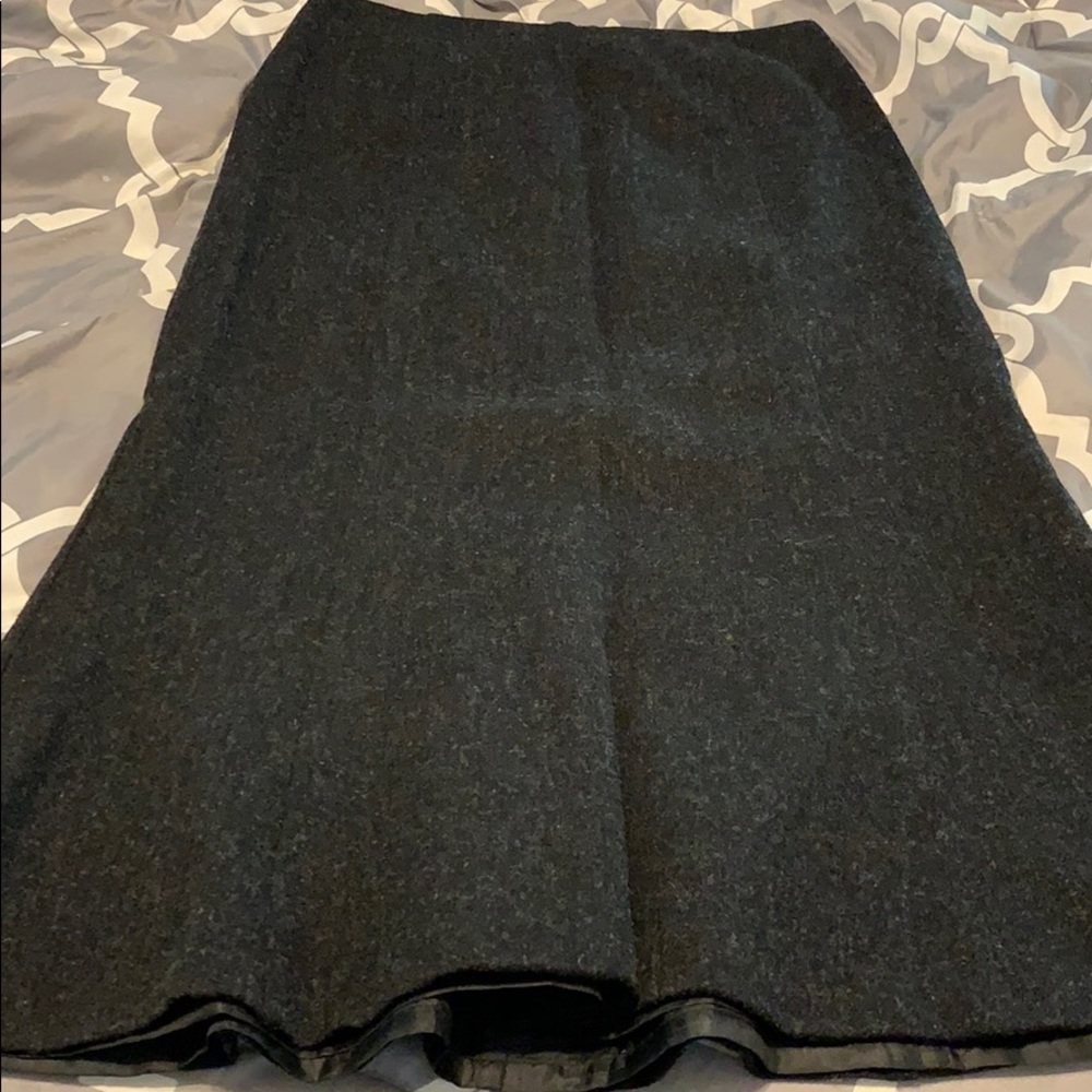 Wool skirt